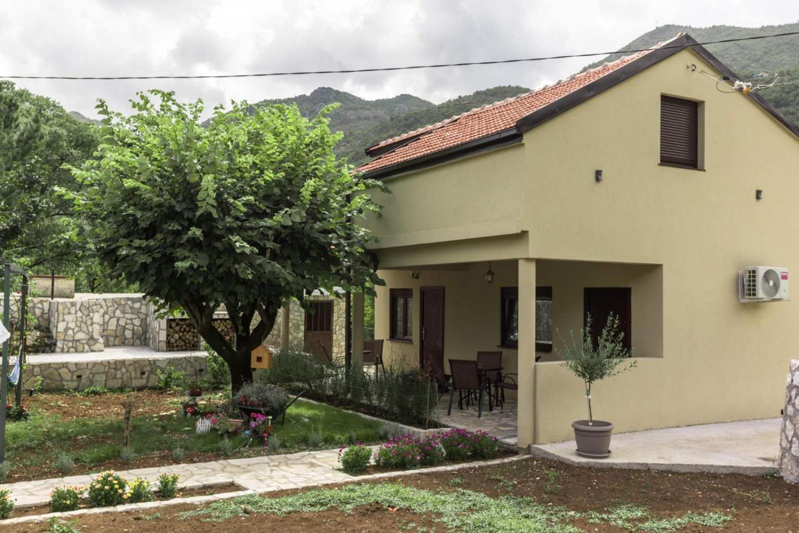 Aria Daire Cetinje Dış mekan fotoğraf